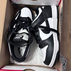 Kids Nike dunk panda